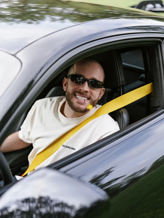 Yellow seatbelt as a repeated accent