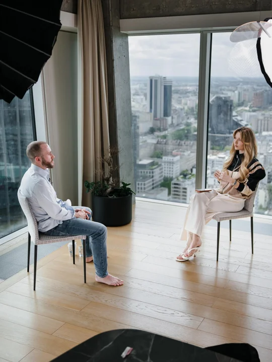 Behind the scenes: window, softboxes, two chairs